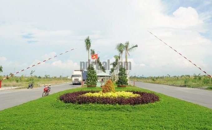 Industrial Land for sale LA02