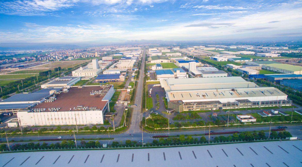 Overview of industrial parks in Southern Vietnam with factories and warehouses